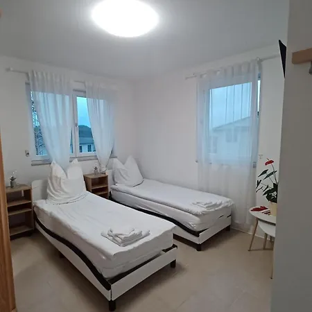 Guest house Mioritza