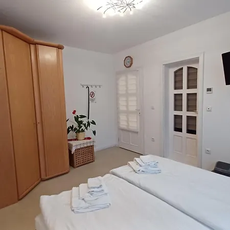 Pensionat Mioritza 3*